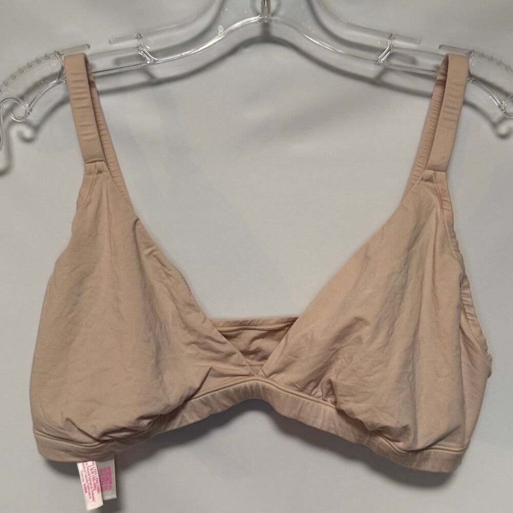C3 PINK Victoria’s Secret tan unlined wire free bralette size XXL